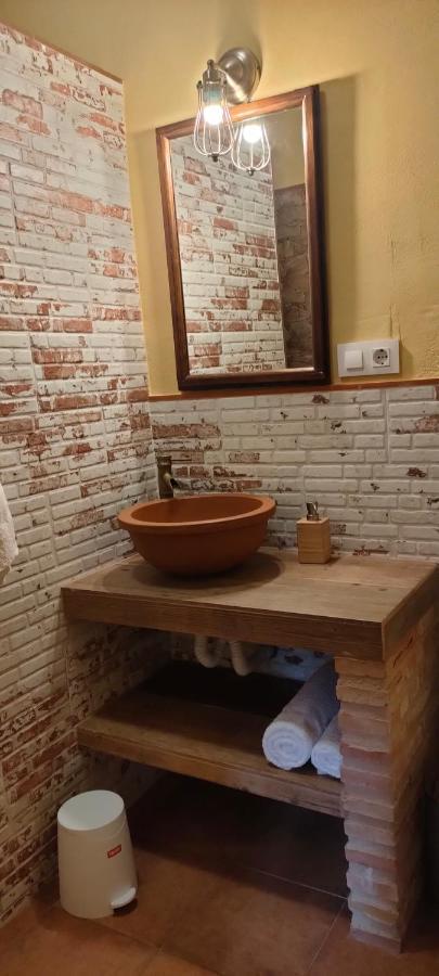 Los Montes Guest House Casas de Miravete ภายนอก รูปภาพ